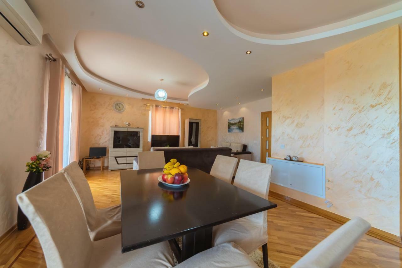 Villa Sunny Hill บุดวา ภายนอก รูปภาพ